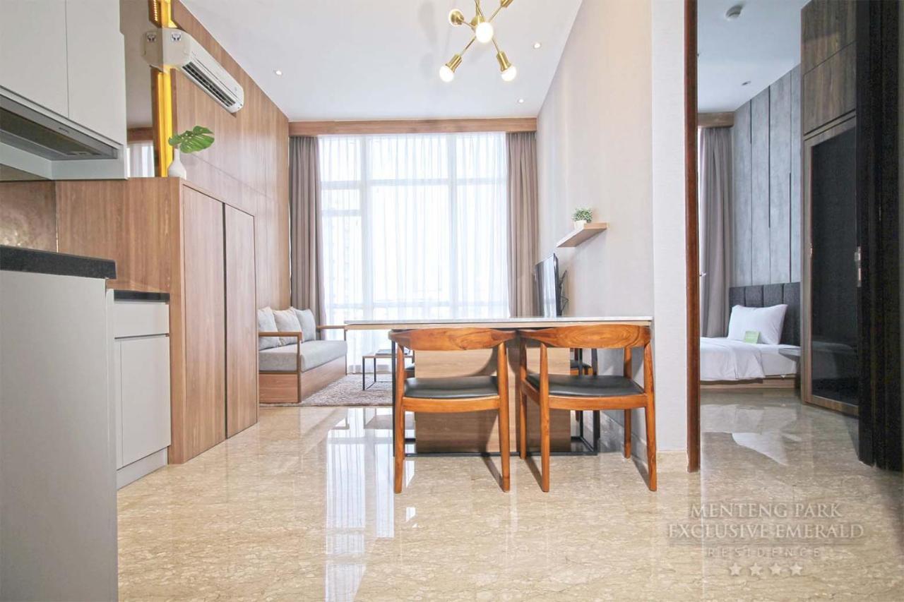 Menteng Park Exclusive Emerald Jakarta Exteriör bild